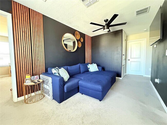 Building Photo - 10330 Blue Plume Ct