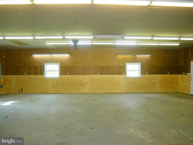 Building Photo - 35600 Sassafras Dr