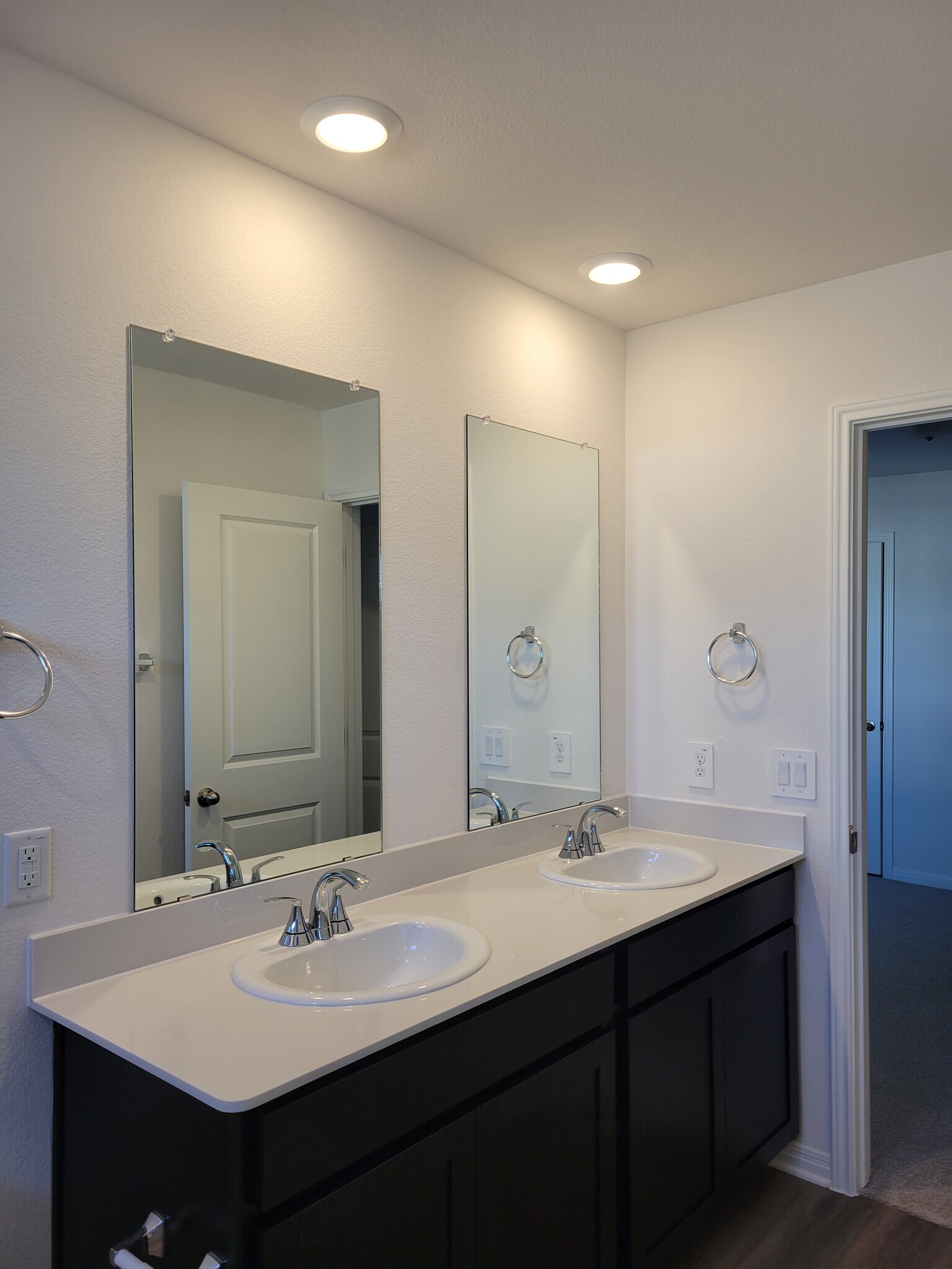 Building Photo - 1850 Settlers Glen Dr