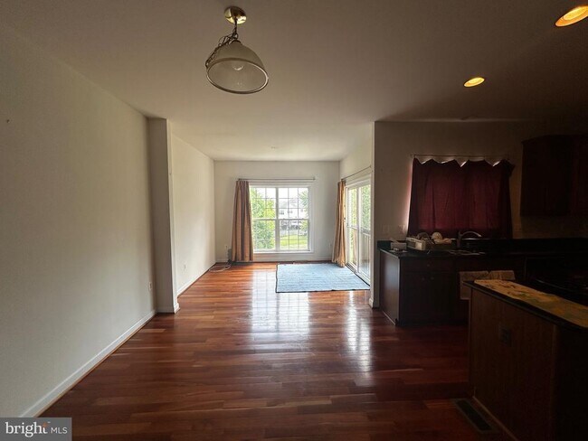 Building Photo - 8177 McCauley Way