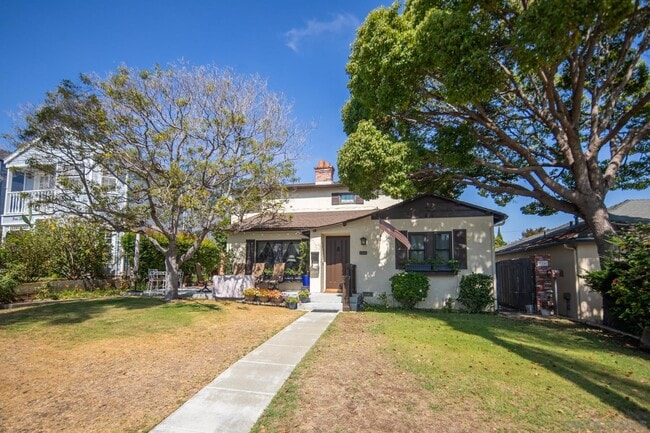 Building Photo - 324 D Ave