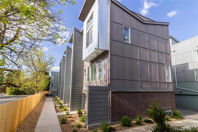 Building Photo - 8711 E Hampden Ave