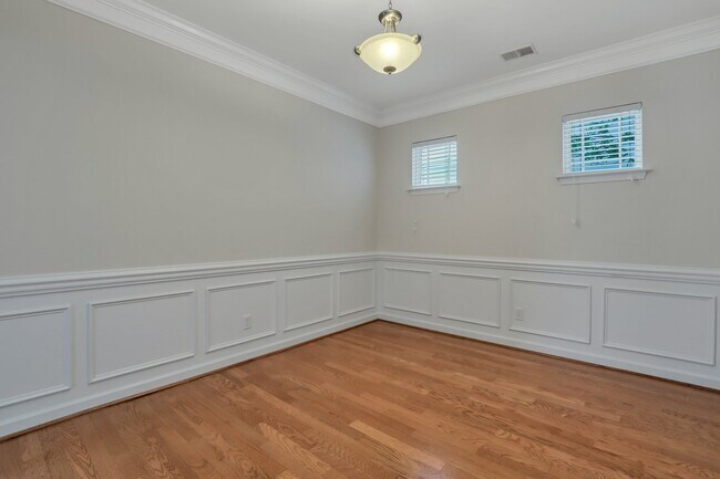 Building Photo - 175 Summer Hill Ct