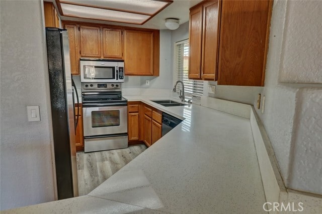 Building Photo - 310 Lake St