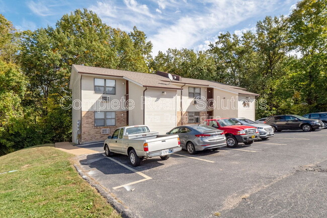Building Photo - 790 Country Aire Ct