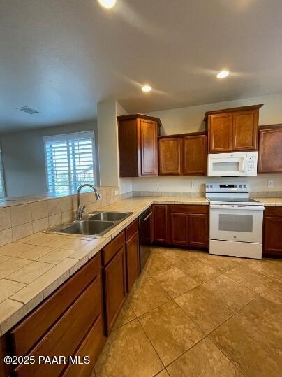 Building Photo - 1170 N Opal Dr