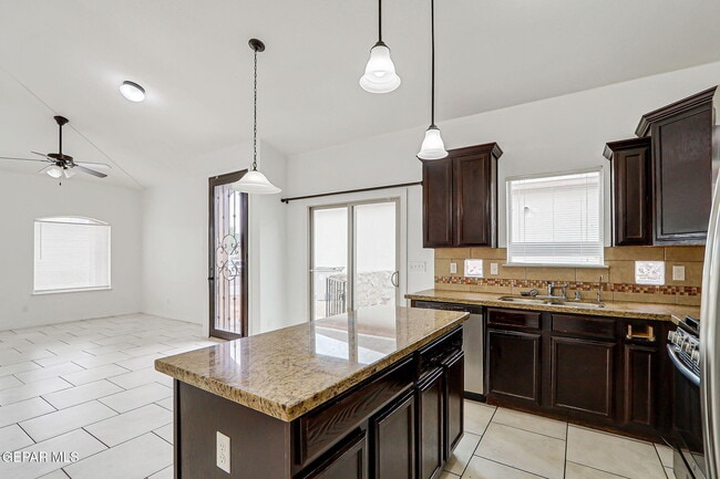 Building Photo - 14232 Charles Pollock Ave