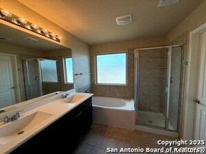 Building Photo - 6015 Cielo Ranch