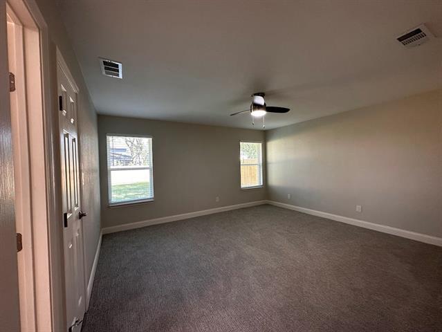 Building Photo - 2143 Gilford St