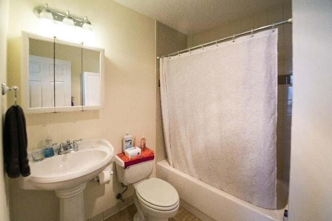 Building Photo - 44 Washington St