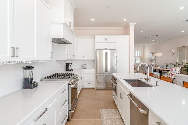 Building Photo - 11269 SE Blair Ln