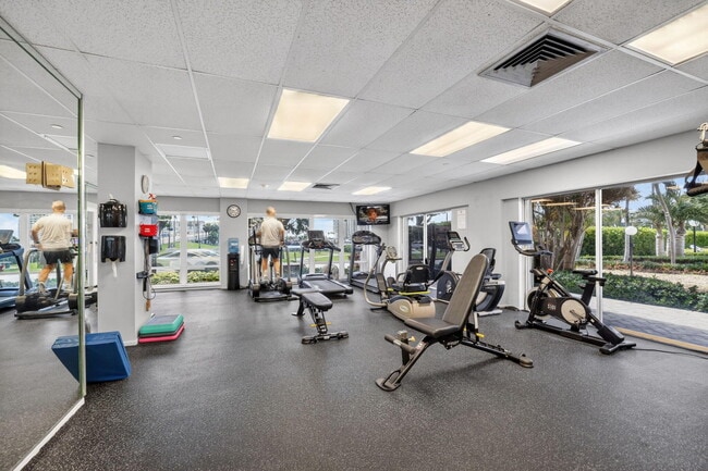 Building Photo - 2500 E Las Olas Blvd