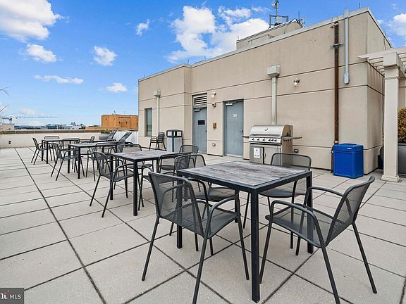 Building Photo - 301 Massachusetts Ave NW