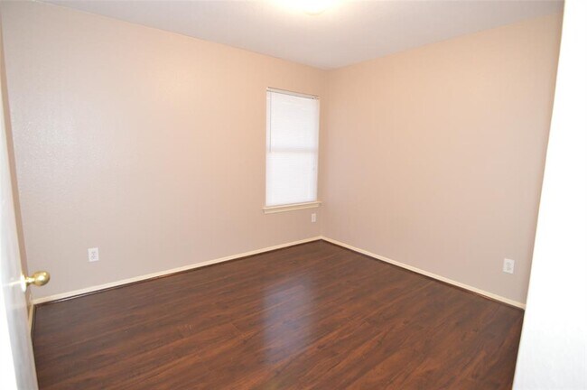 Building Photo - 24119 Wild Horses Ln