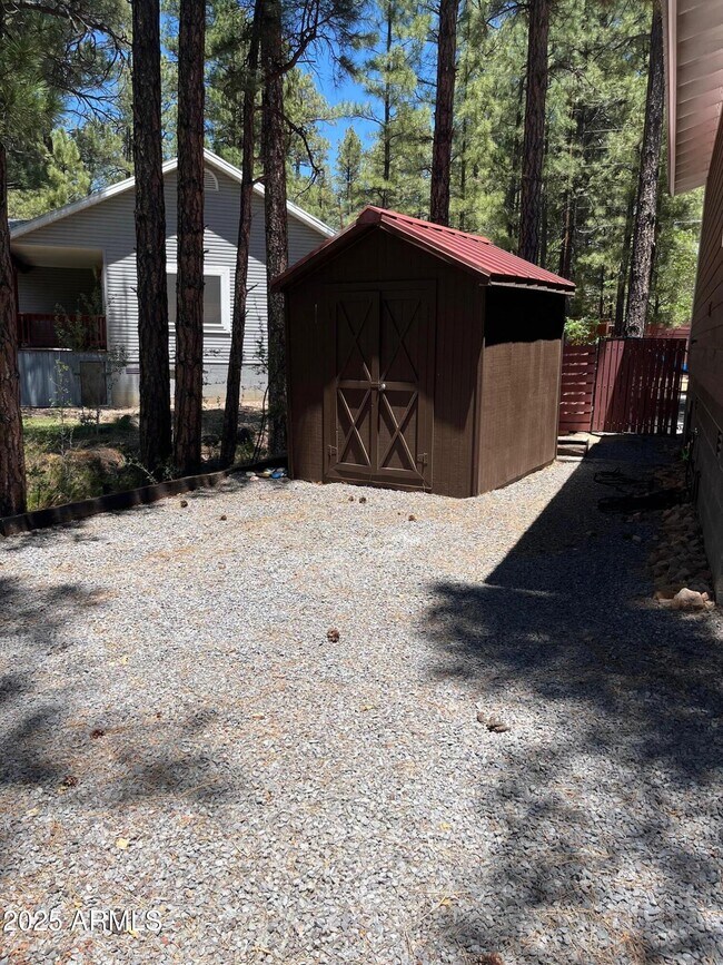 Building Photo - 4680 W Mogollon Dr