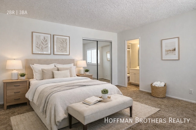 Building Photo - 22321 Victory Blvd