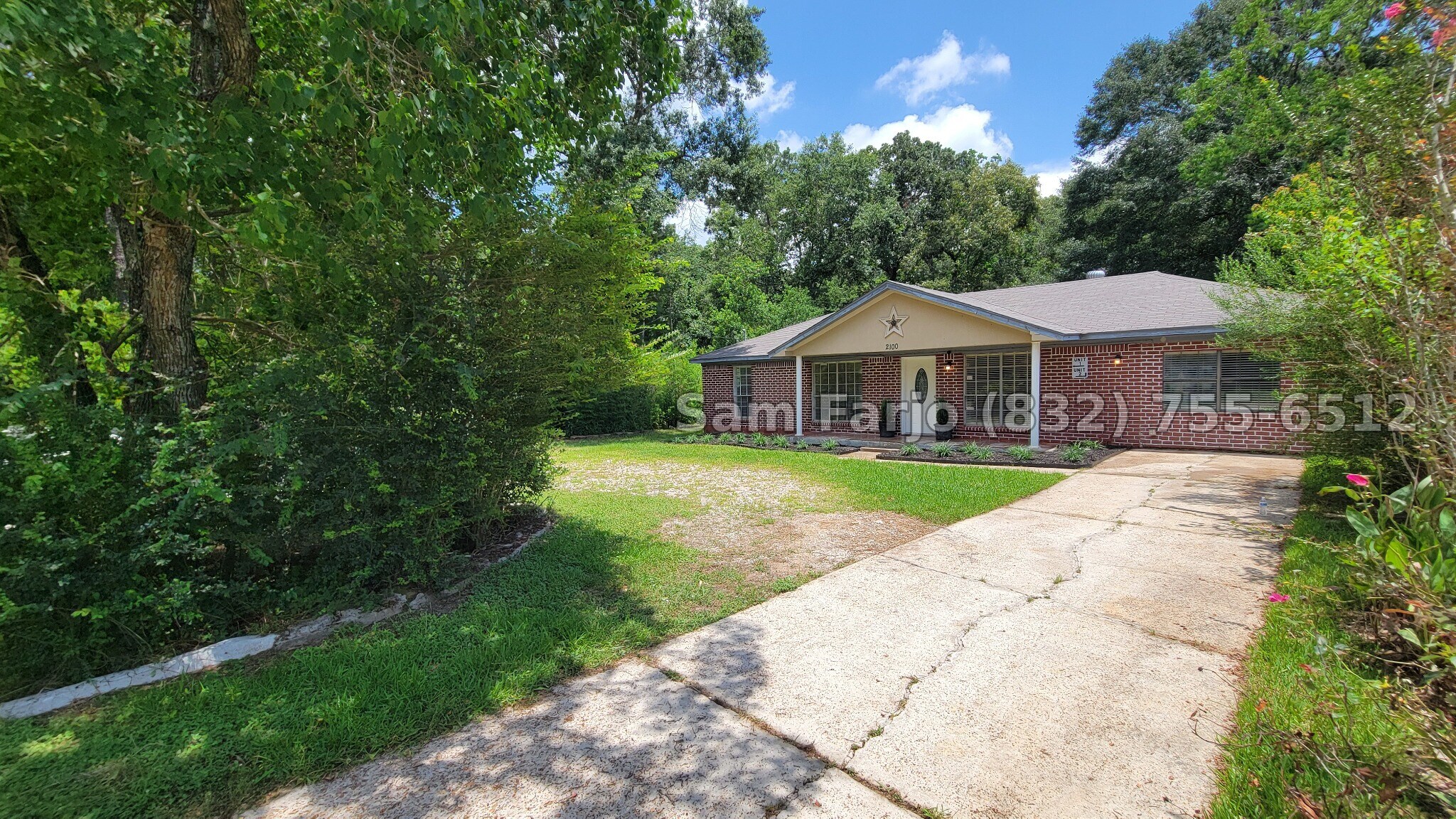 Building Photo - 2100 Hill Top Ct