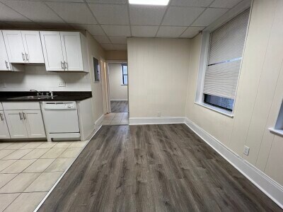 Building Photo - 439 Cambridge St