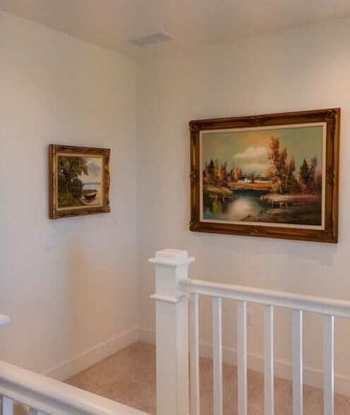 Building Photo - 3066 El Capitan Dr