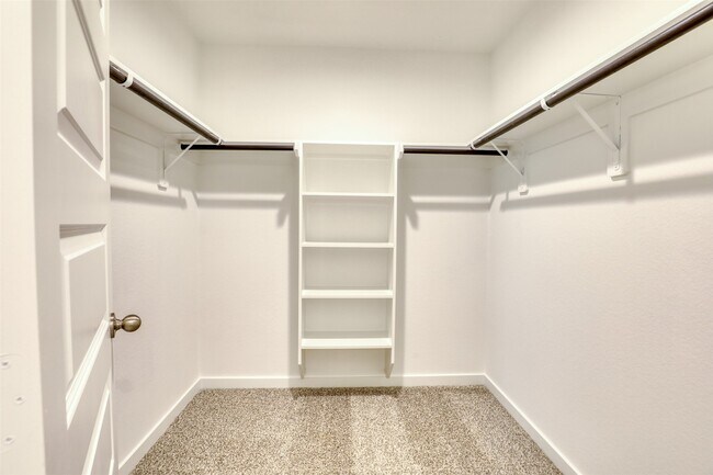 Building Photo - 2818 Lisburn Ter Ln