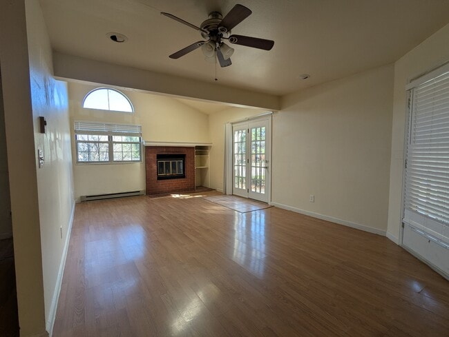 Building Photo - 3531 Windmill Dr