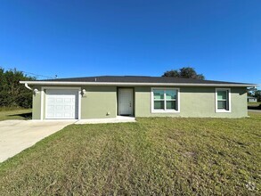 Building Photo - 3 Bed, 2 Bath Home with Spacious Backyard ...