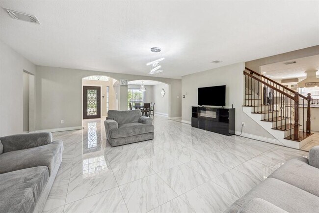 Building Photo - 6021 Whispering Lakes Dr
