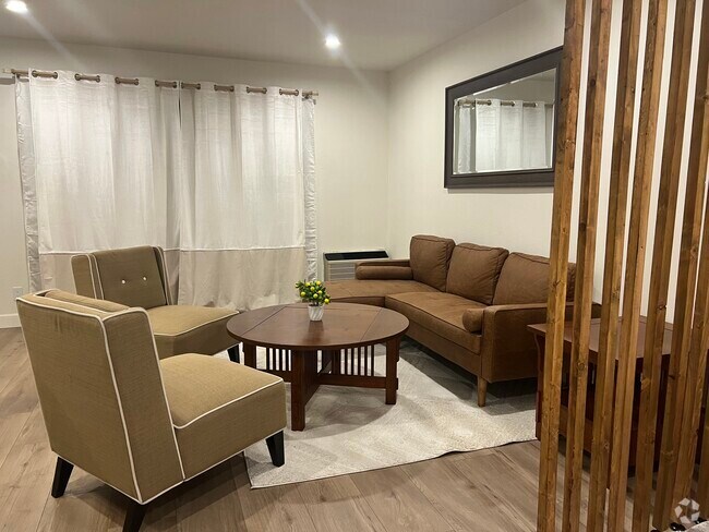 Building Photo - 23 Streamwood