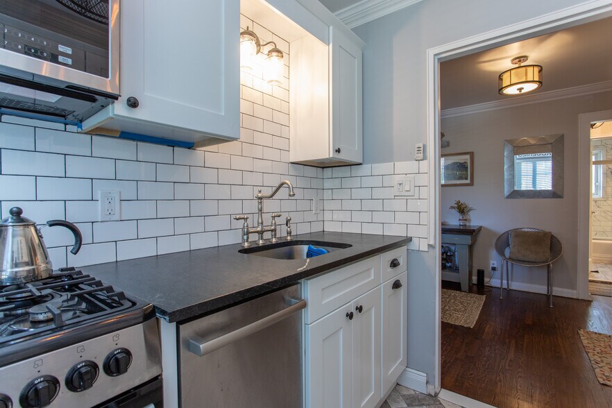 Building Photo - 50 Nathan Hale Dr