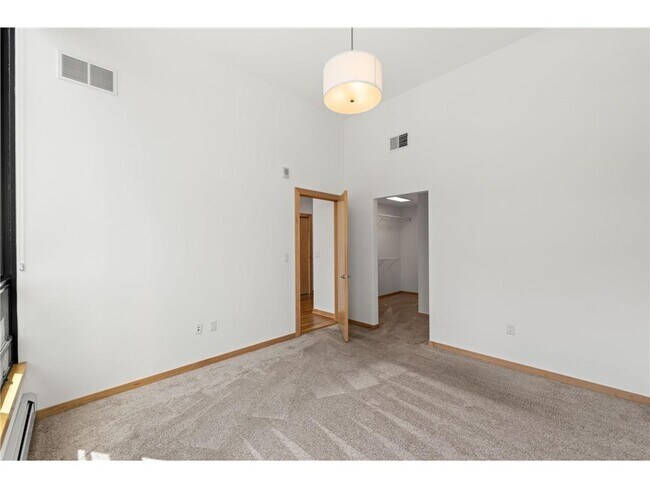 Building Photo - 1240 S 2nd St