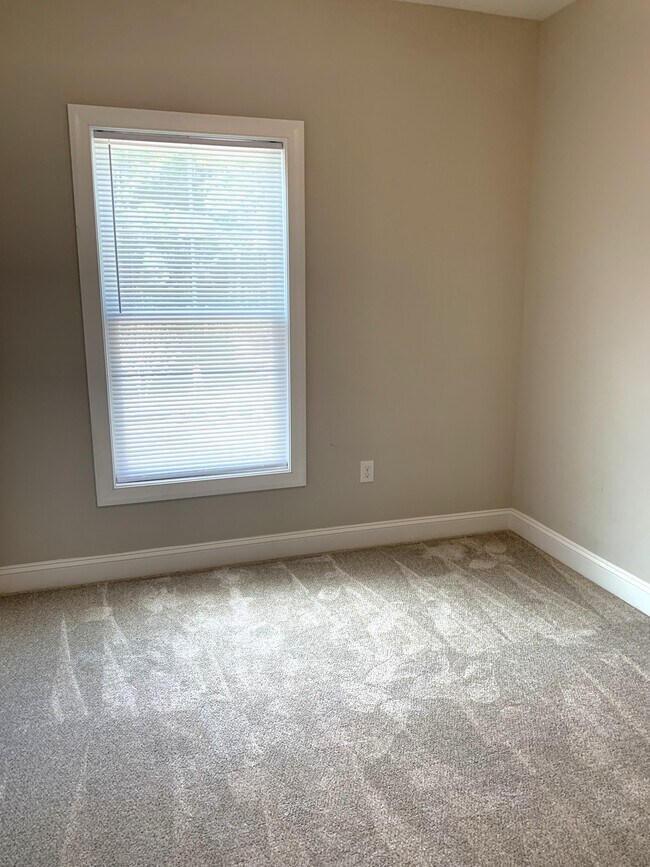 Building Photo - 1479 Lanterns Rest Rd