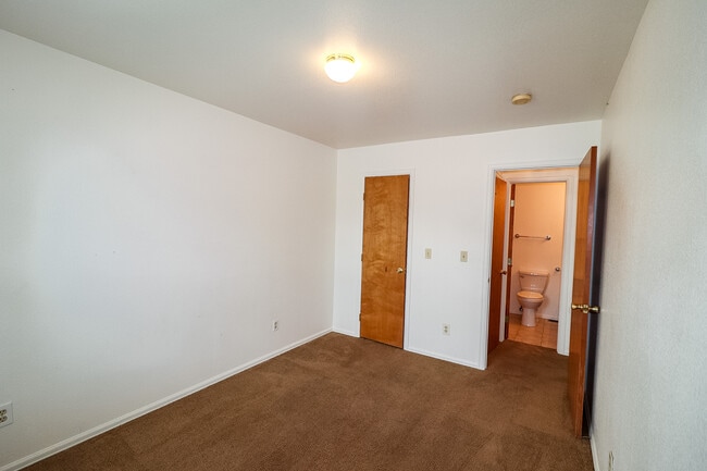 Building Photo - 5505 Chad Ct