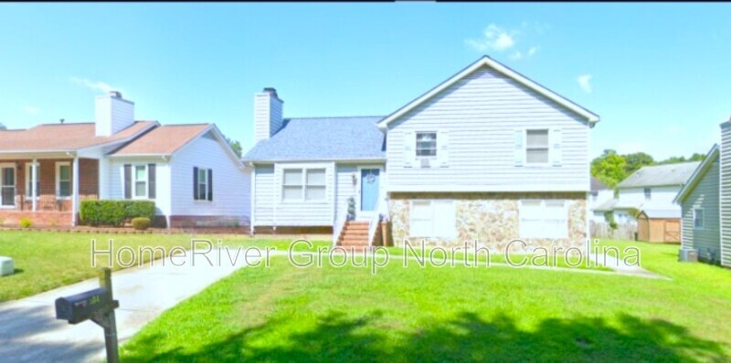 Primary Photo - 504 Kelly Rd