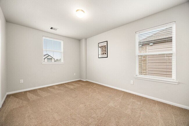 Building Photo - 4323 Wyanngate Dr