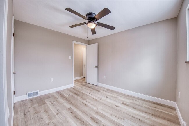 Building Photo - 2158 Reis Run Rd