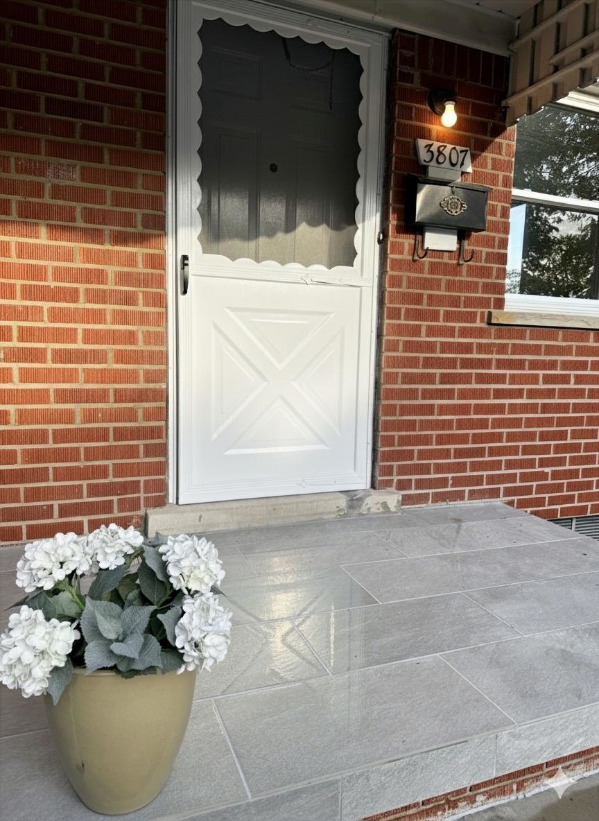 Porch - 3807 Rochester Rd