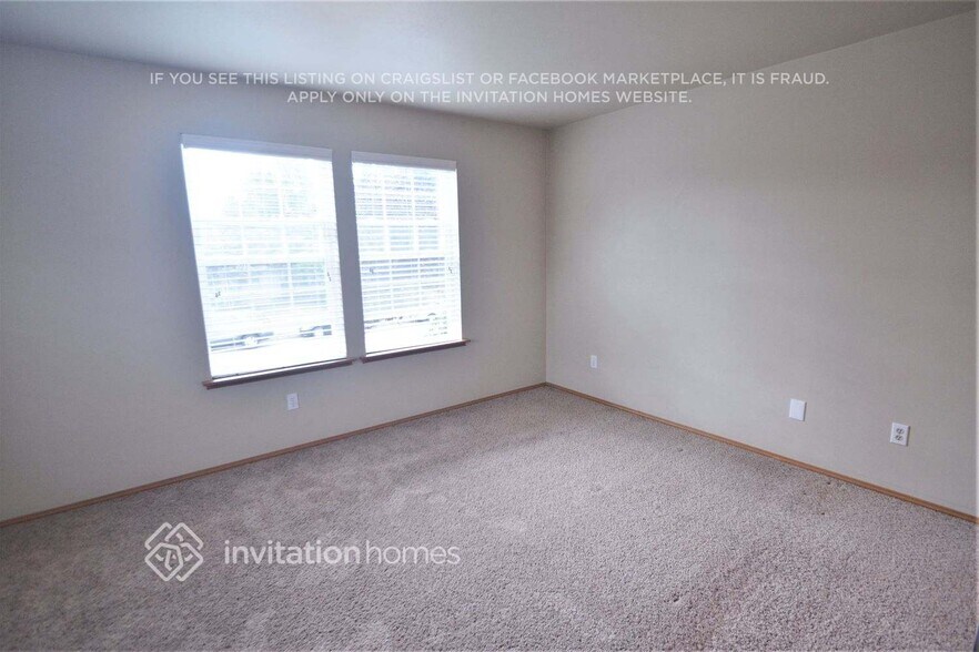 Building Photo - 409 Pine Ave