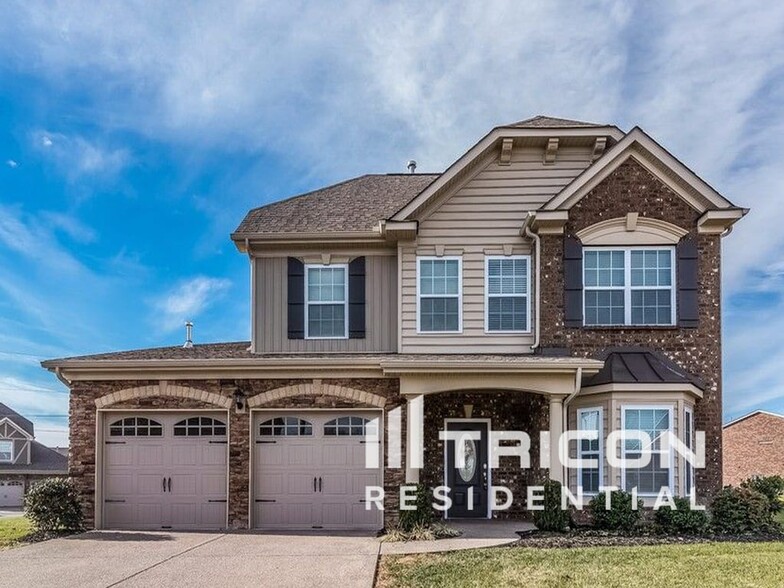 Primary Photo - 1033 Middleton Ln