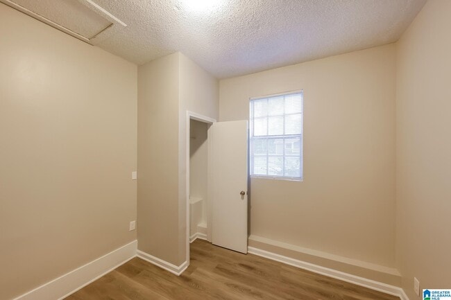 Building Photo - 3033 Carleton Rd