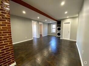 Building Photo - 2 bedroom in BRONX NY 10453