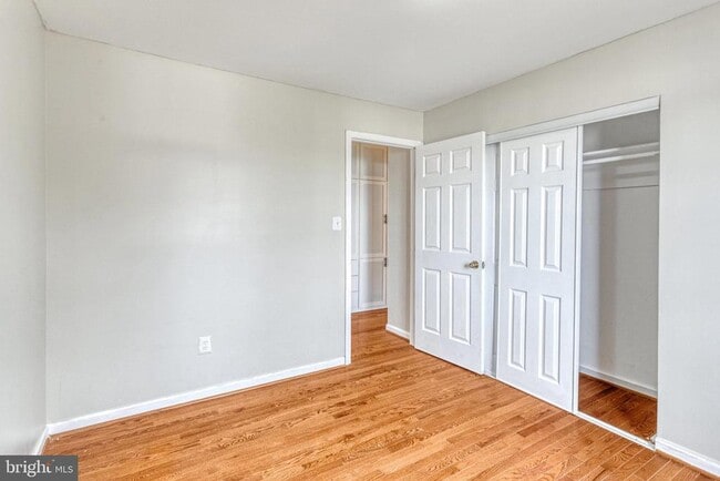 Building Photo - 2900 Williamsburg Ct