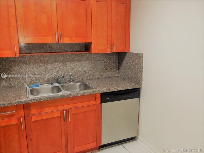 Building Photo - 8500 SW 149th Ave