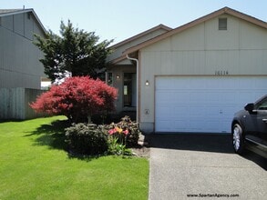 Building Photo - 16114 93rd St E