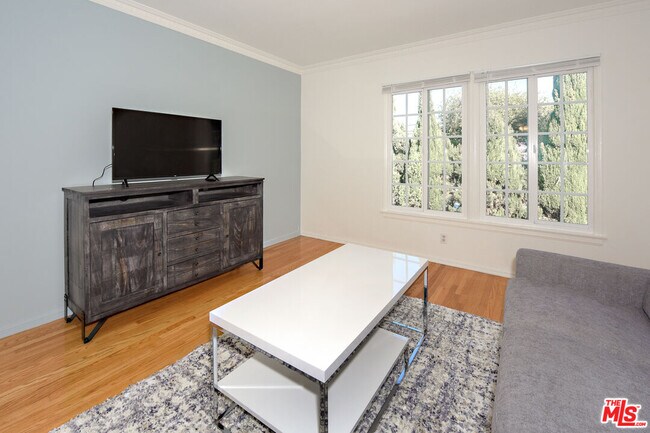 Building Photo - 3559 Sawtelle Blvd