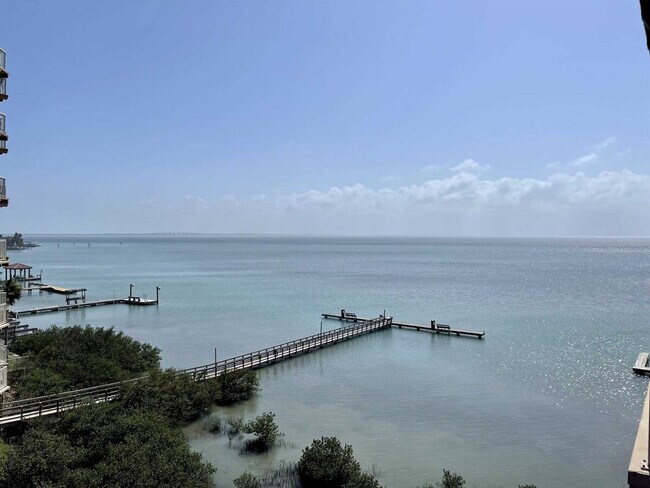 Building Photo - 4901 Laguna Blvd