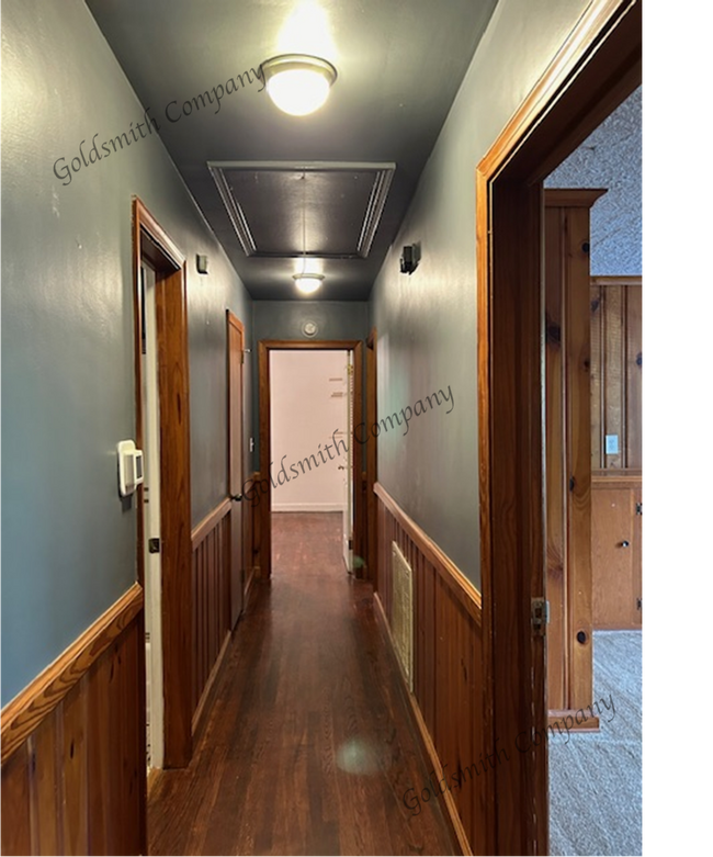 Building Photo - 9 Sedgefield Dr