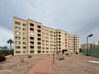 Building Photo - 7930 E Camelback Rd