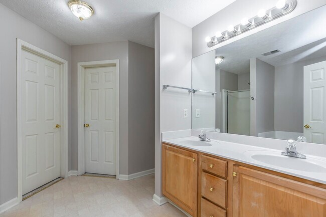 Building Photo - 2021 Allegheny Way