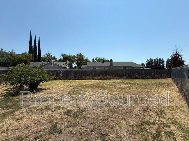 Building Photo - 1944 Hickock Ct