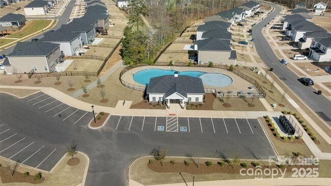 Building Photo - 126 Johns Cardinal Dr